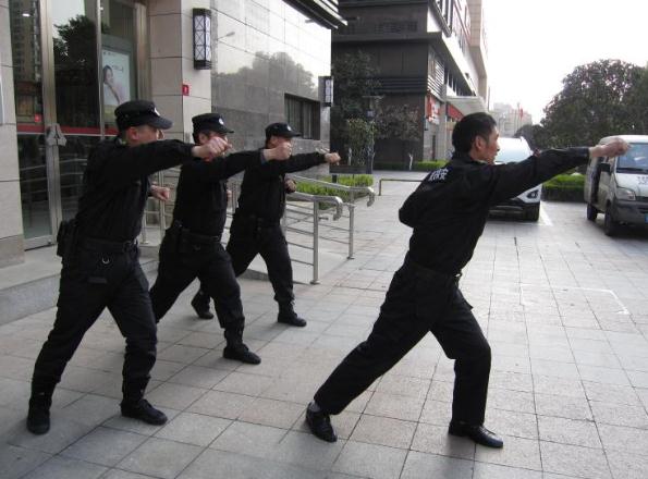 襄陽戎安保安公司給您介紹下保安人員的上崗證辦理流程！